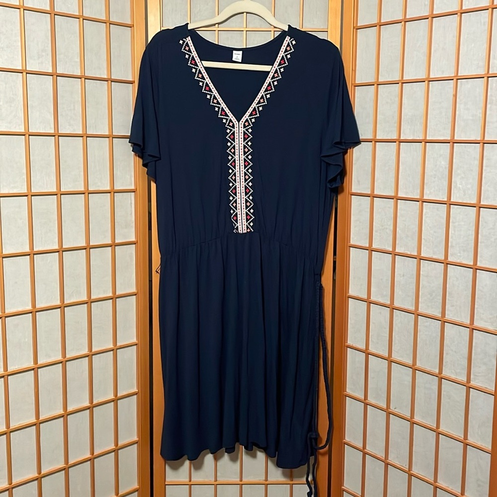 Old Navy Dark Blue V-neck Flutter Sleeve Dress with White Pattern Trim Size XL